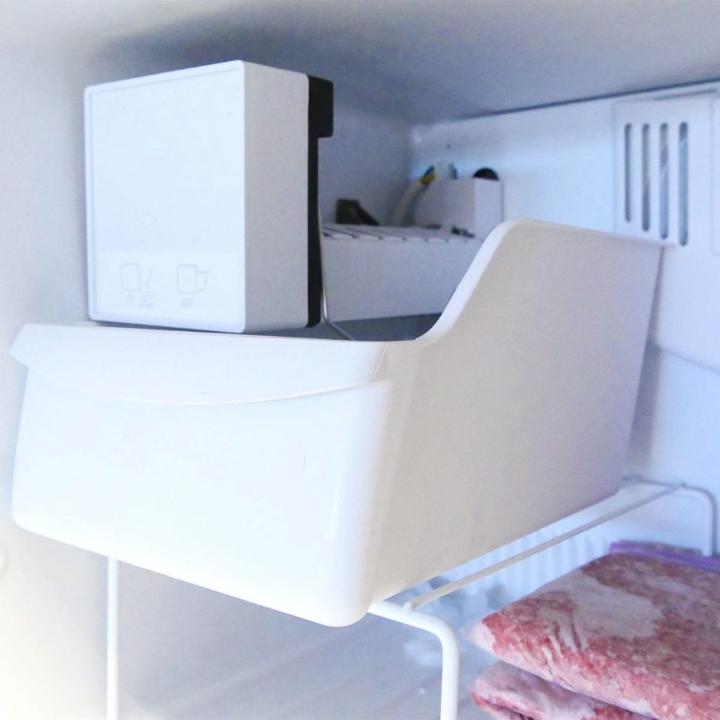 How to Repair Ice Maker on Frigidaire Refrigerator