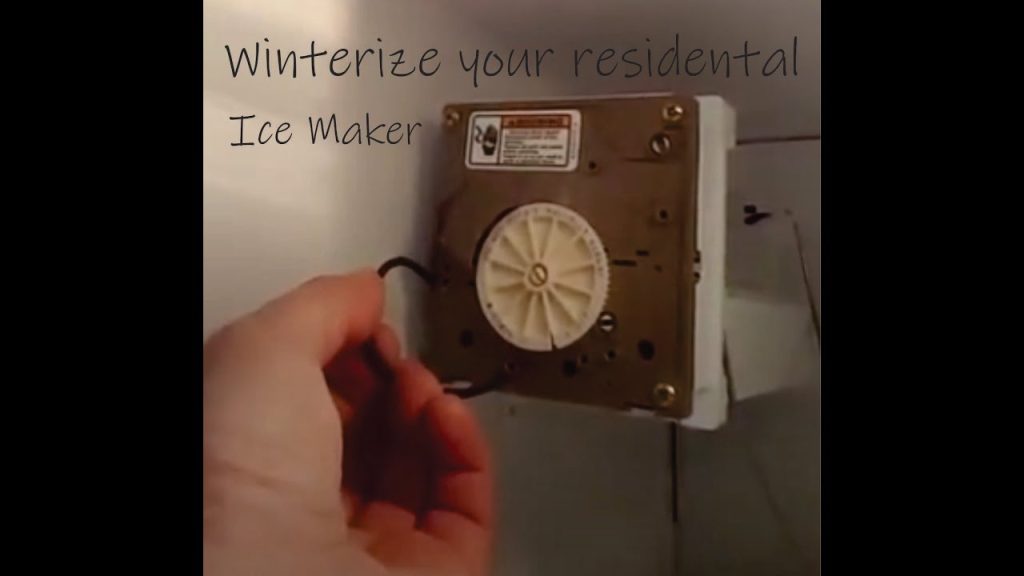 How to Winterize a Whirlpool Refrigerator With Ice Maker